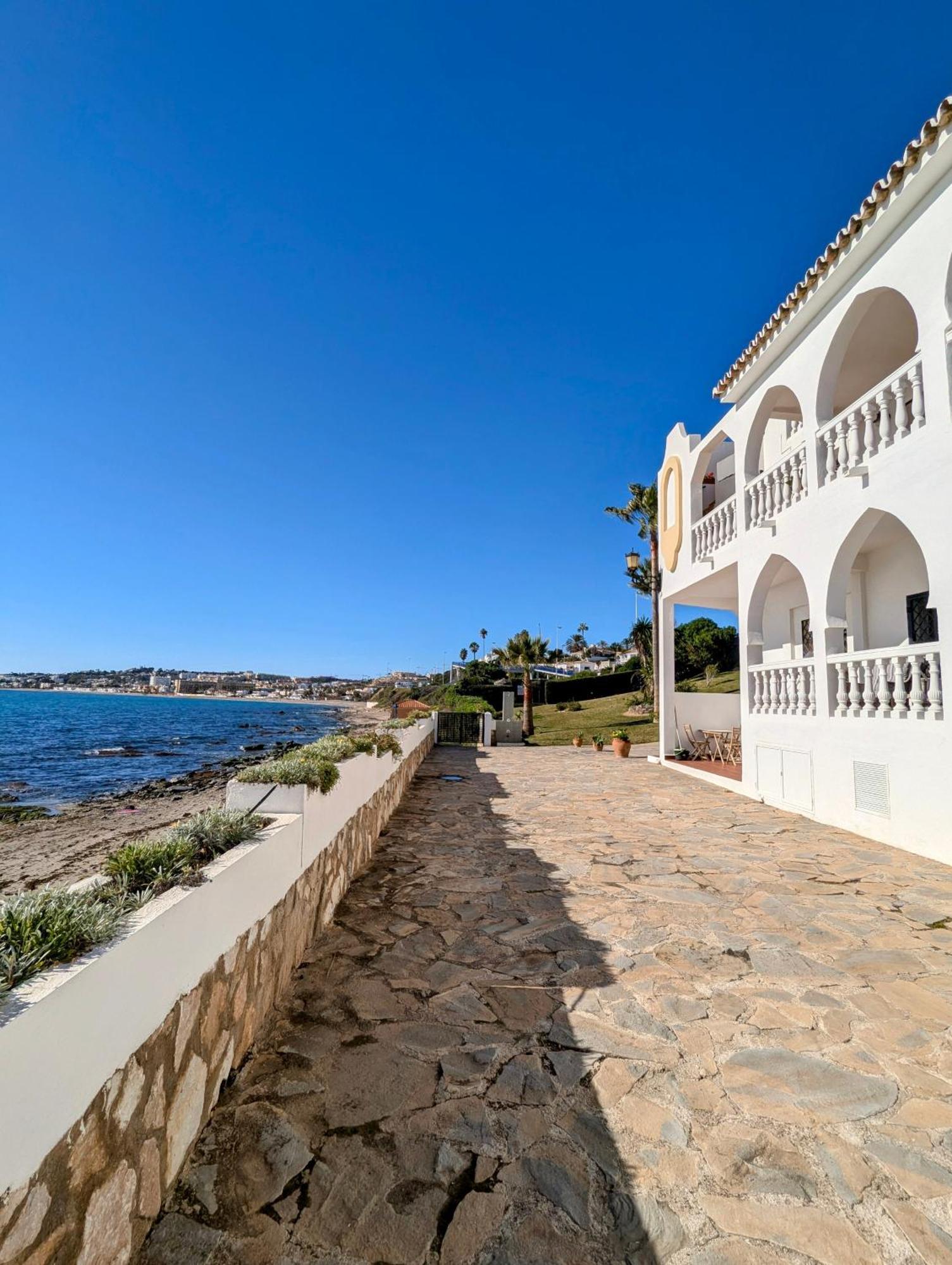 Rise & Shine Beachfront La Cala La Cala De Mijas Exterior foto